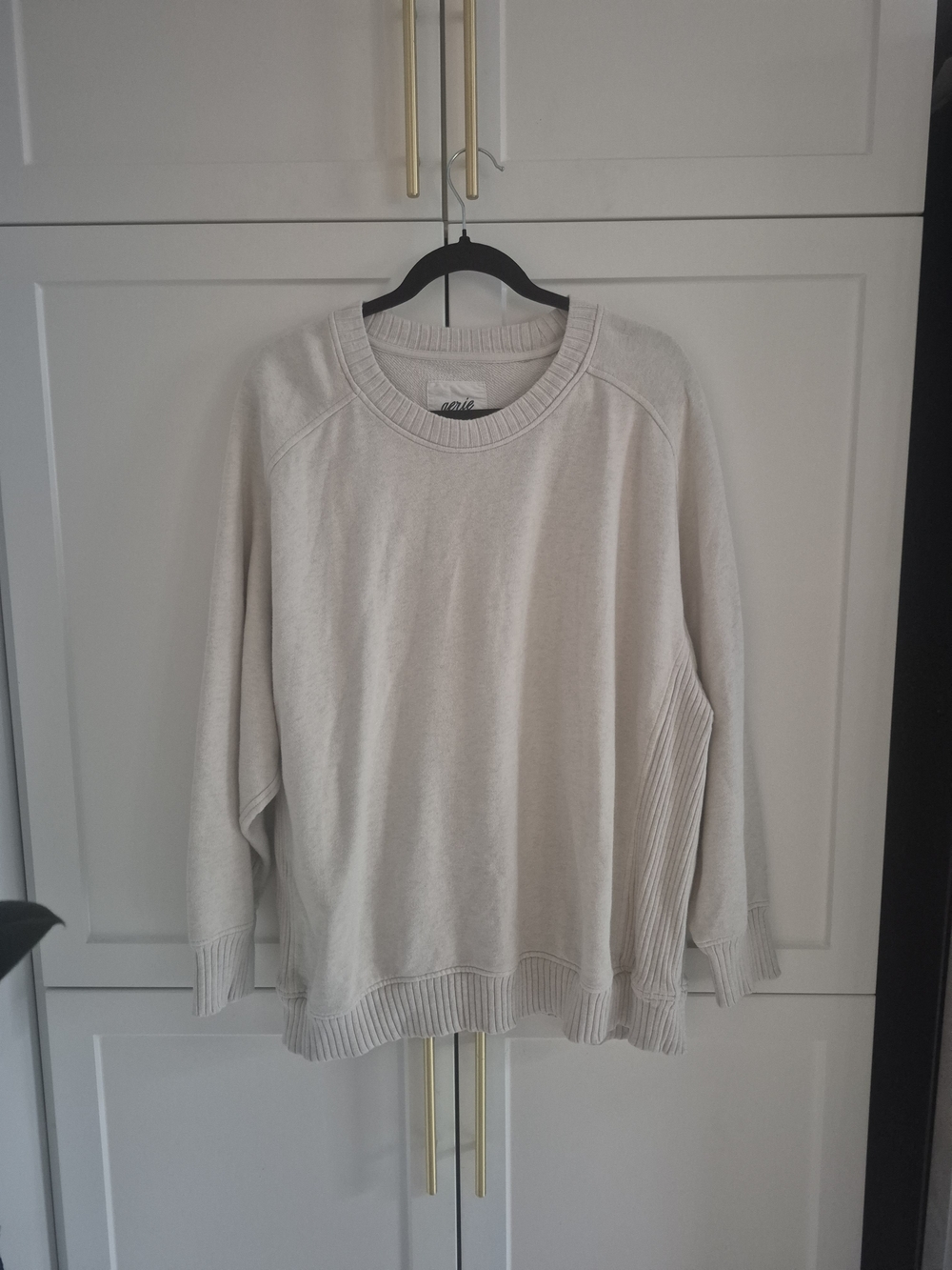 aerie Cream Crewneck Pullover Sweater
